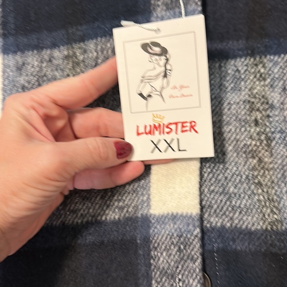 LUMISTER NWT Hooded Flannel Button Down - Picture 2 of 4